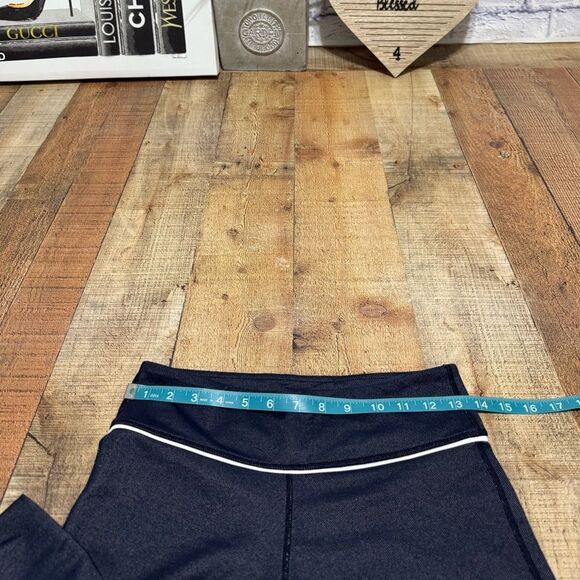 Lululemon vintage Women's pants Faux Denim Navy Blue White Stripe Size 4 - Picture 3 of 15